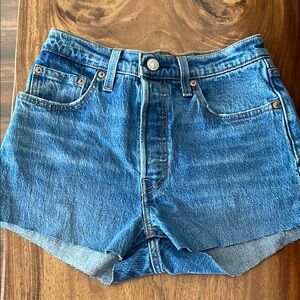 Levi's Blue Jean Shorts High-Waisted Cut-Off